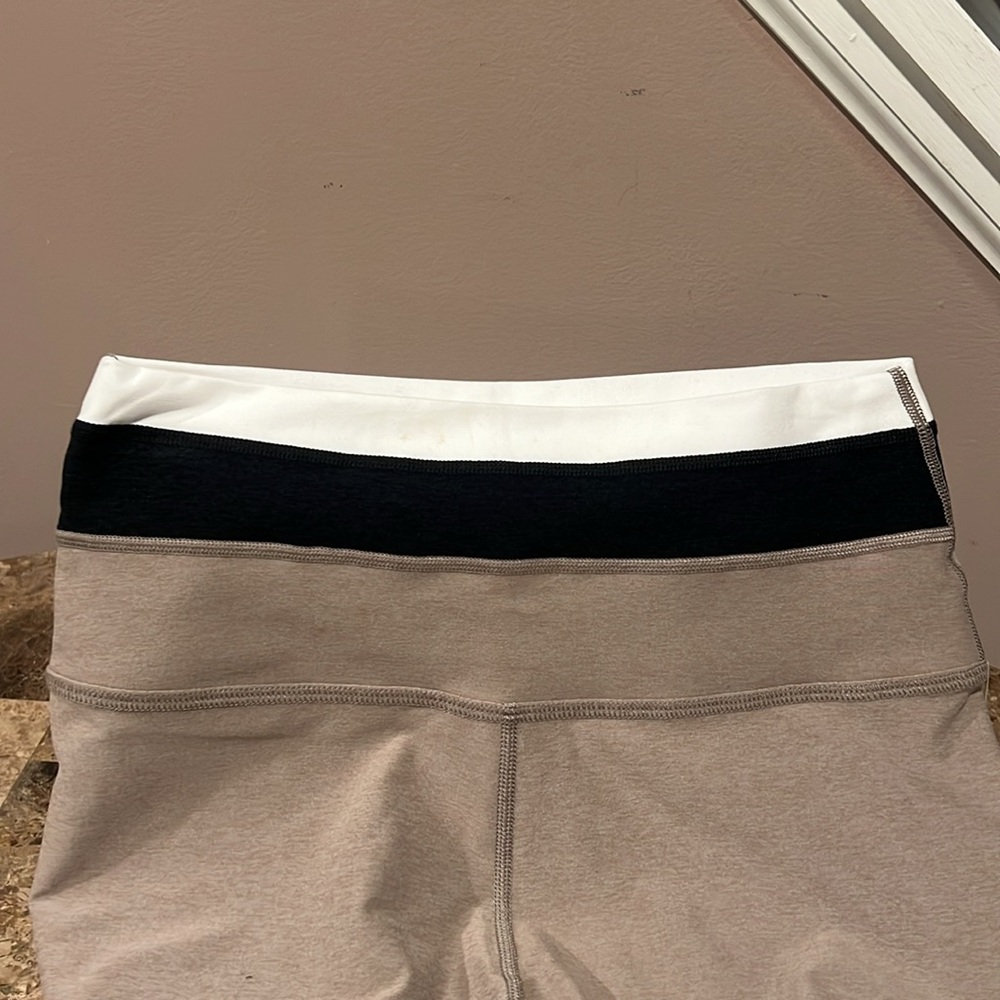 Beyond Yoga Leggings - Picture 3 of 14